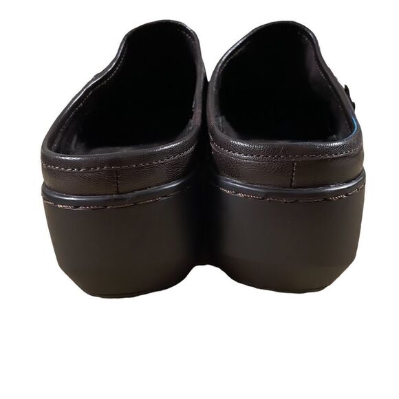 Easy Spirit ~ Brown Esdetrick Leather Clogs ~ Size 7 - Picture 6 of 8